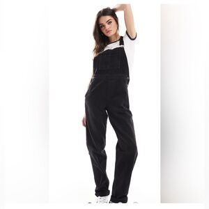 ASOS‎ Design Denim washed Black Denim straight leg Overalls. Size 6